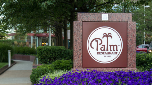 Palm Restaurant at 1750 Tysons Boulevard
