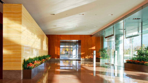 2000 Tower Oaks Boulevard lobby
