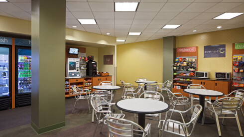 21000 Atlantic Boulevard on-site market