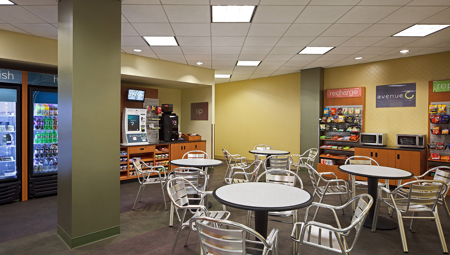 21000 Atlantic Boulevard on-site market