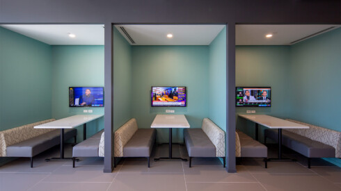 21000 Atlantic Boulevard workspace