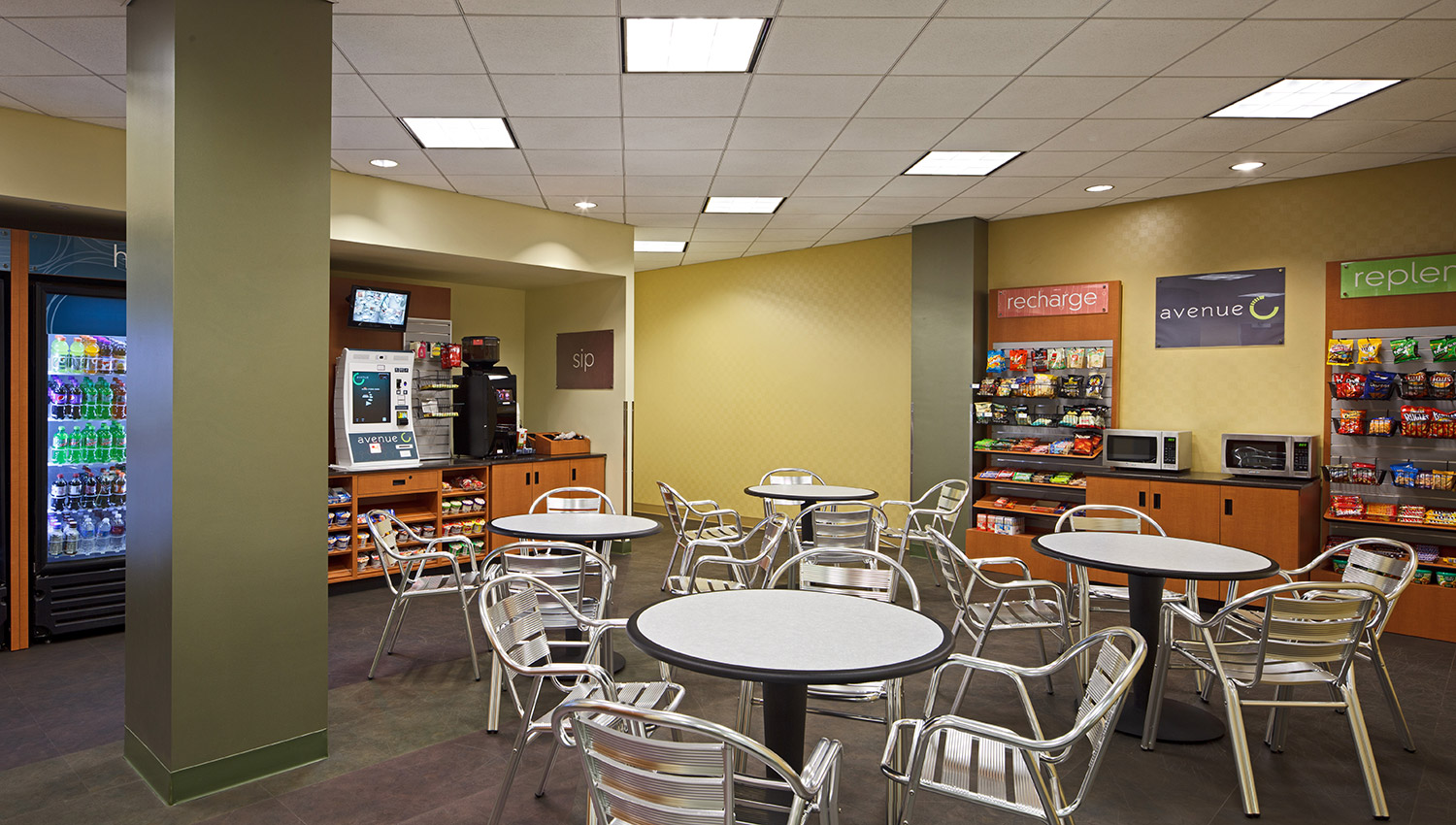 Fallsgrove Plaza market