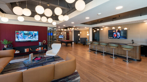 1650 Tysons amenity space