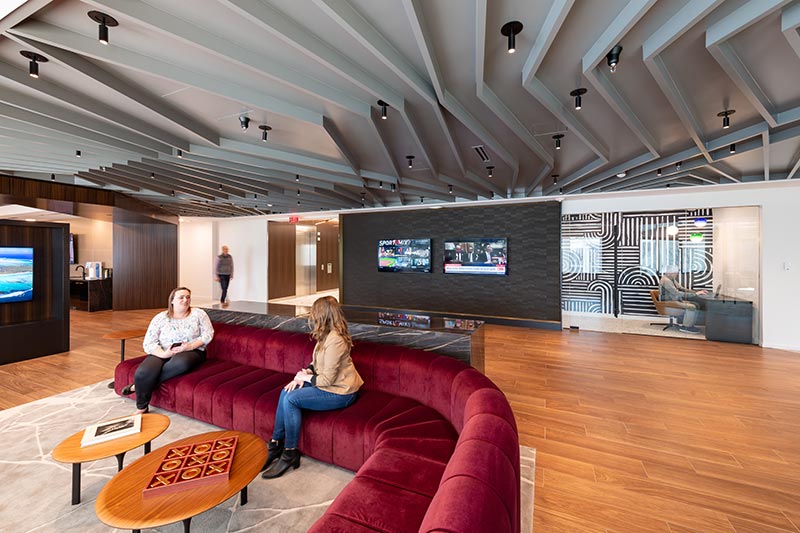 1650 Tysons Boulevard amenity space